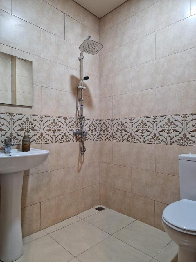 Hotel New House Kobuleti 2 Extérieur photo