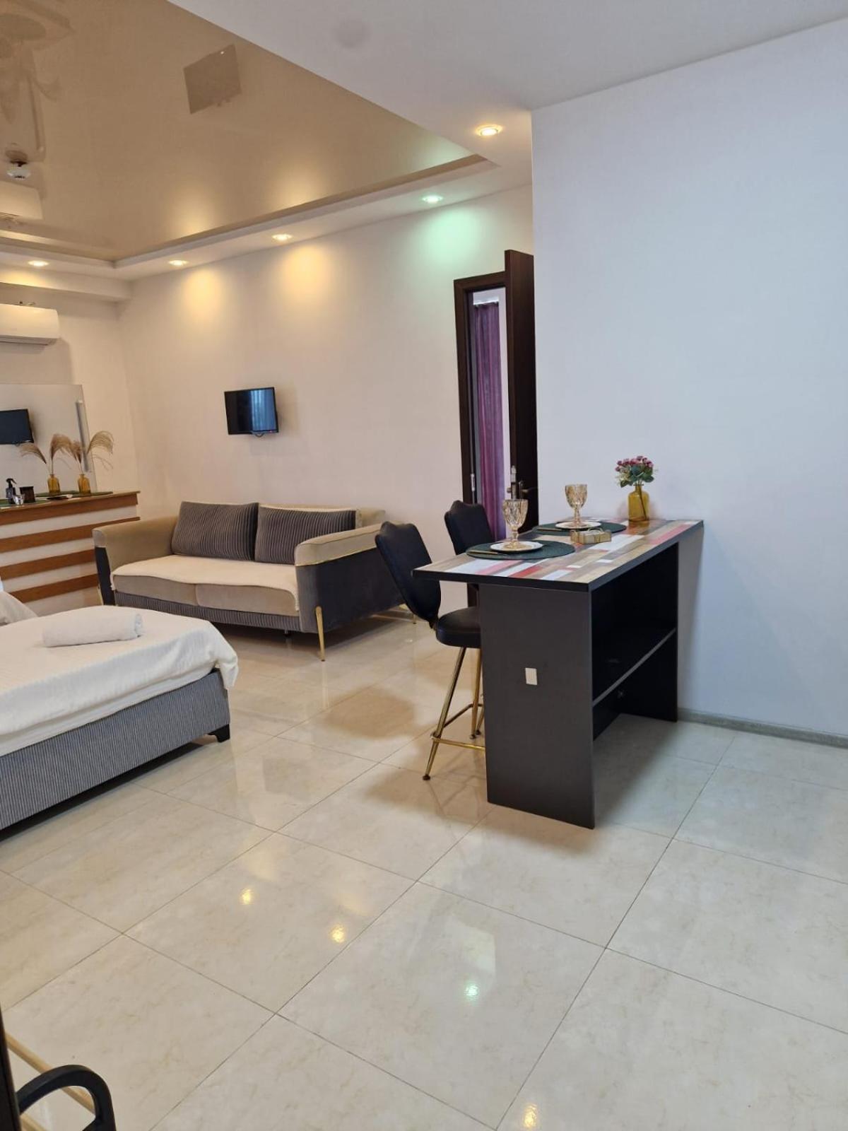 Hotel New House Kobuleti 2 Extérieur photo
