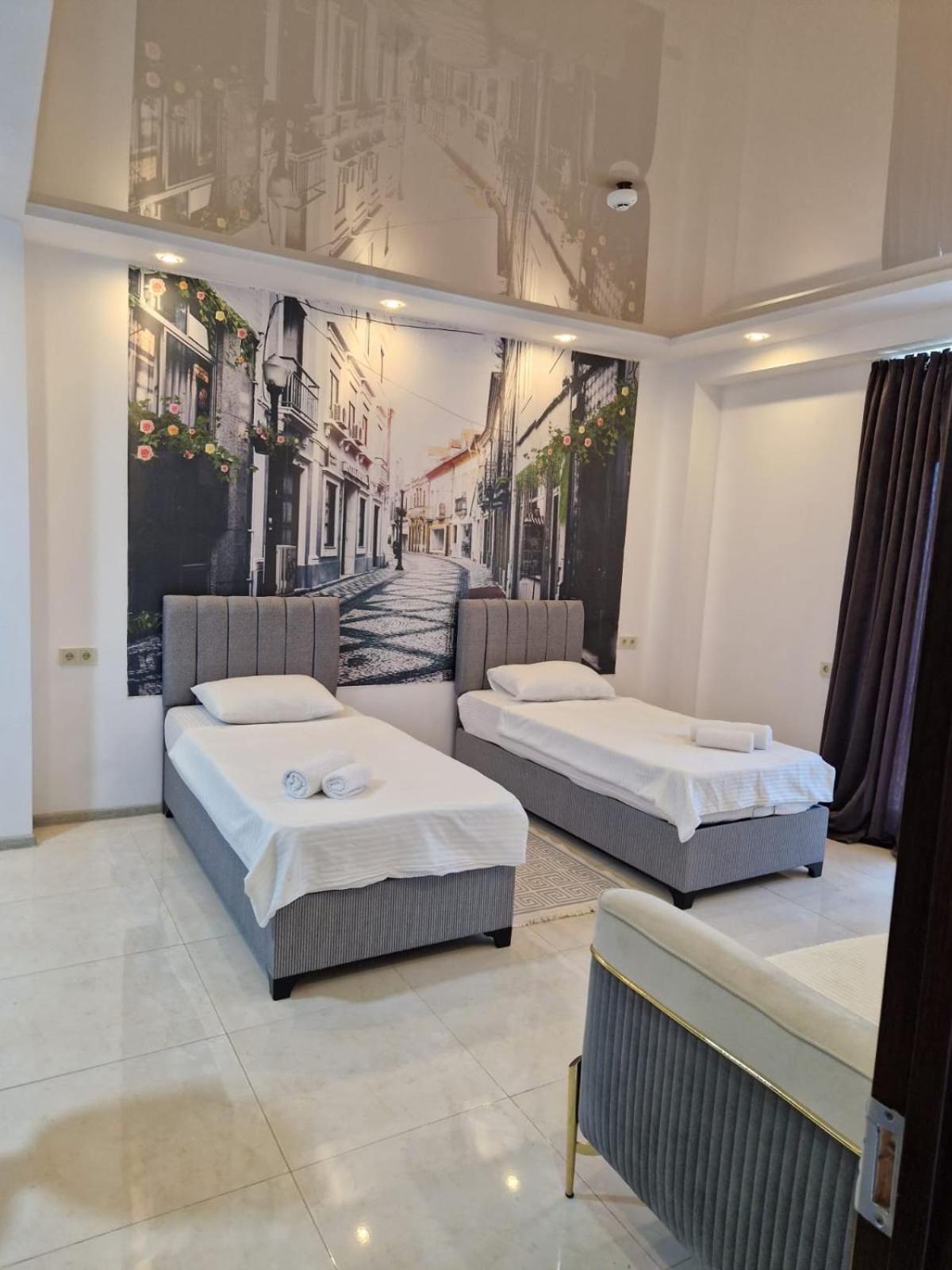 Hotel New House Kobuleti 2 Extérieur photo